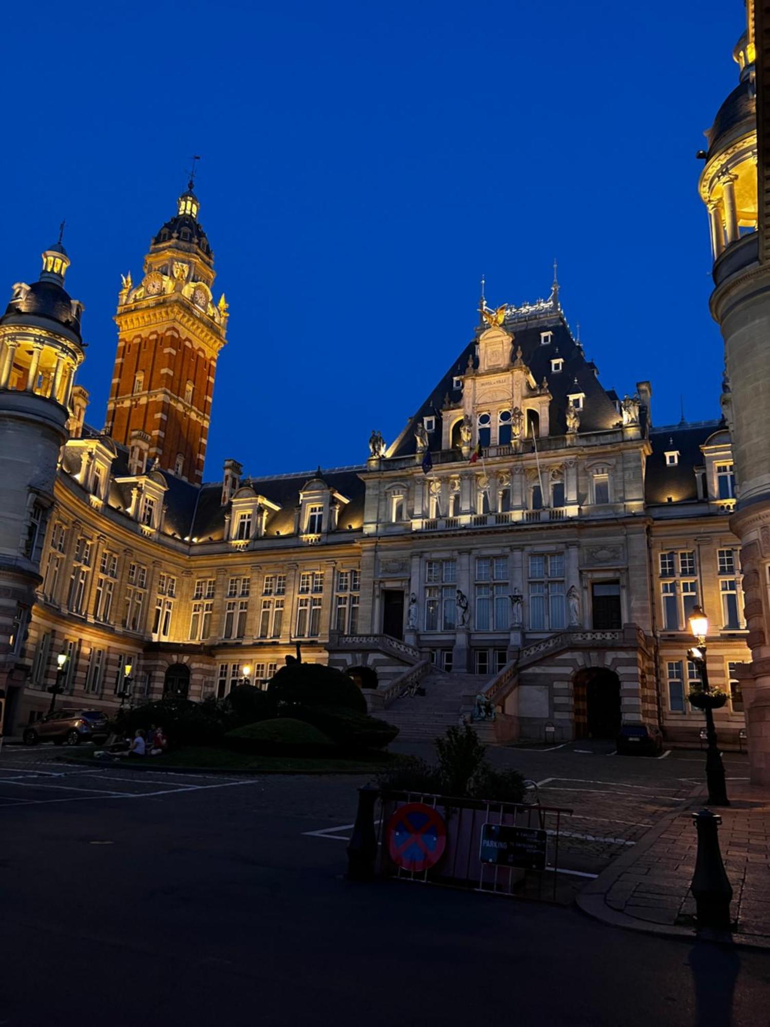 Appartement Lumineux Dans Un Quartier Anime Bruxelas Exterior foto